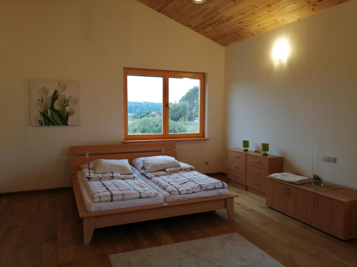 Slonecznikowa Zagroda Debina  Extérieur photo